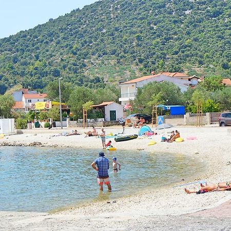 Apartments Borozan Vinišće المظهر الخارجي الصورة