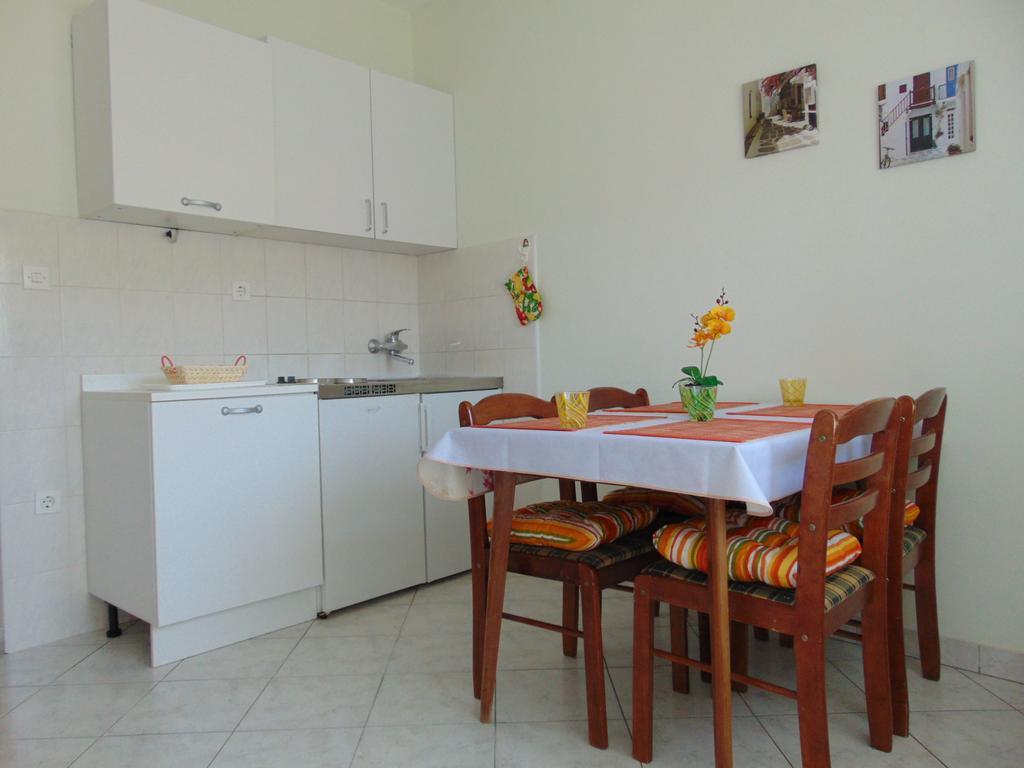 Apartments Borozan Vinišće الغرفة الصورة